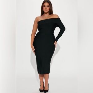 Fashion Nova black bandage midi dress. Size 2X. Worn once.